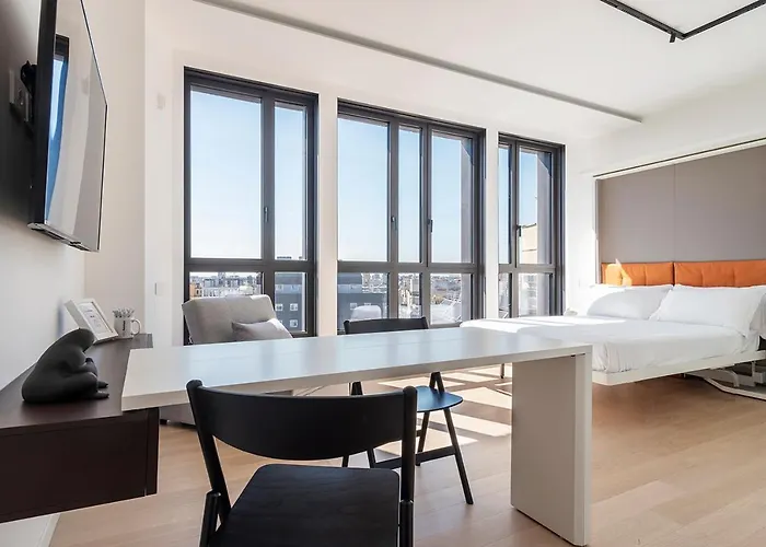 Easyhomes-central Tower Apartmán *