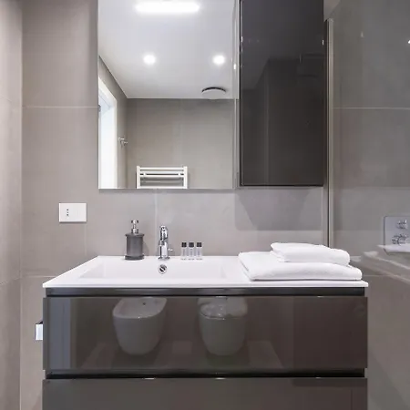 Apartment Easyhomes-central Tower Milan