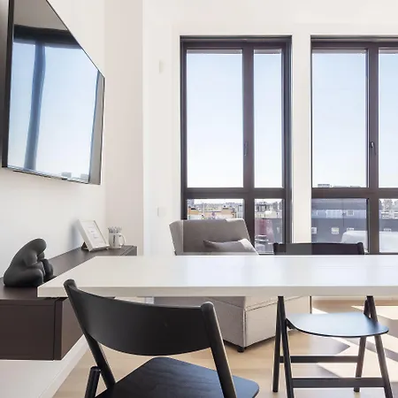Easyhomes-central Tower Appartement Milaan