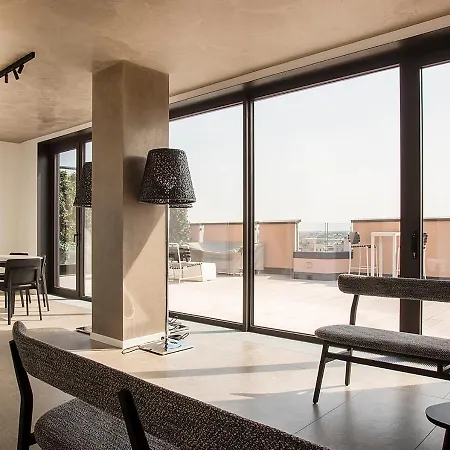 Easyhomes-central Tower * Milán