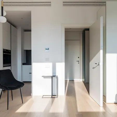 Easyhomes-central Tower アパート *